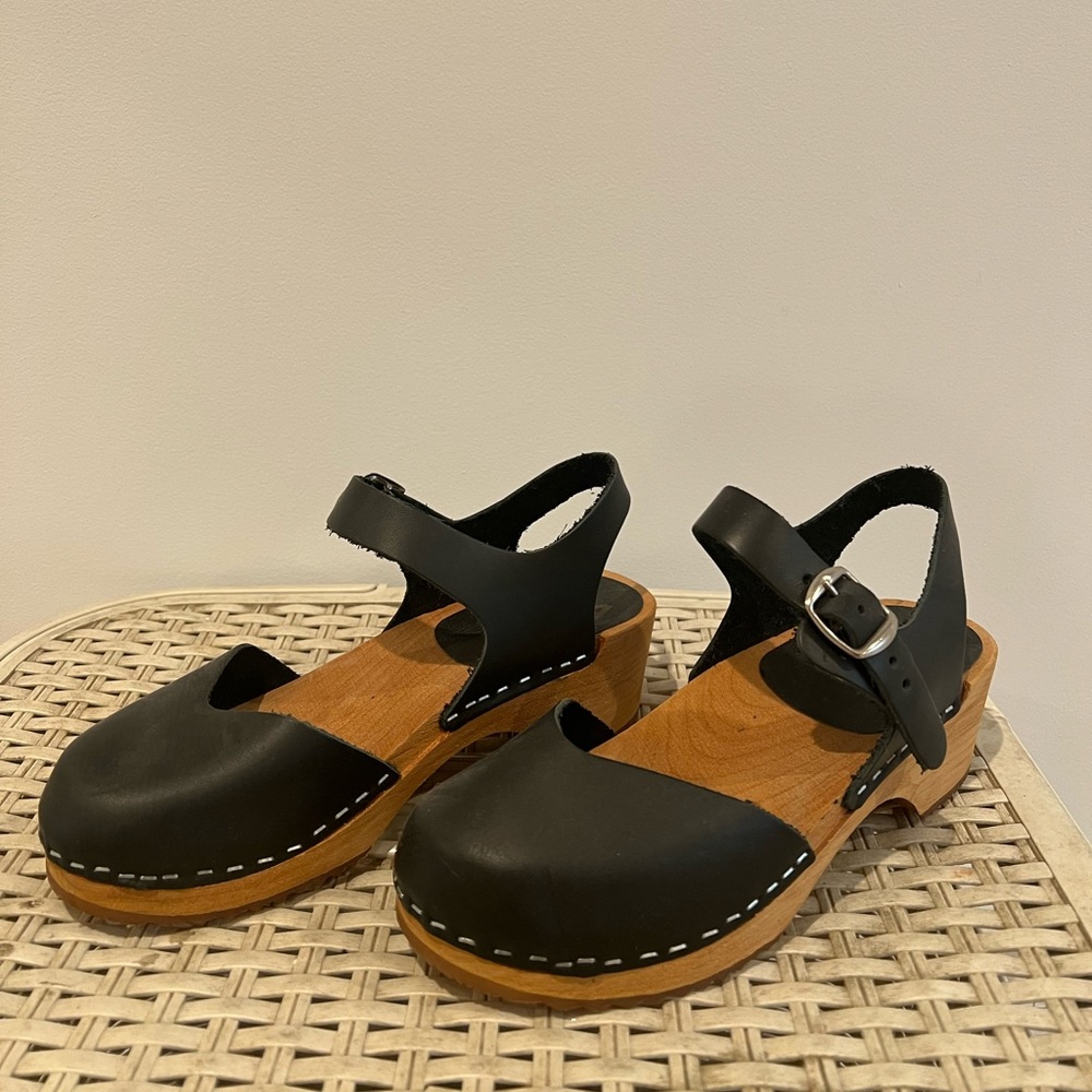 Swedish made black leather wooden clogs by MIA size 6